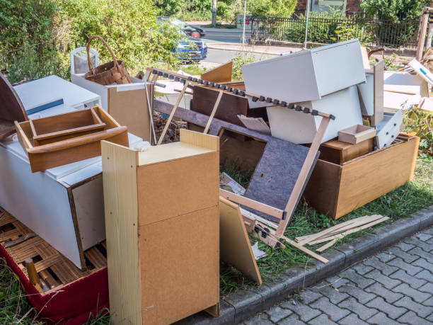 Best Commercial Junk Removal  in Douglas, MI